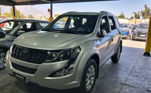 Mahindra • Xuv 500