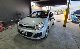 Kia • RIO 5