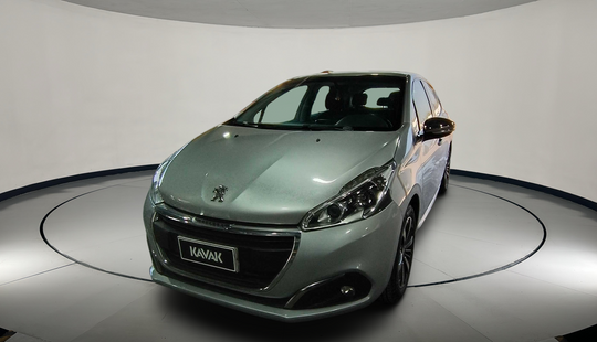 Peugeot • 208