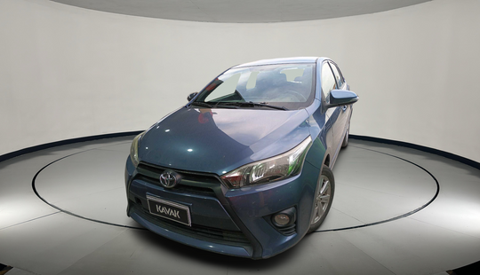 Toyota • Yaris