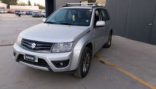Suzuki • GrandNomade