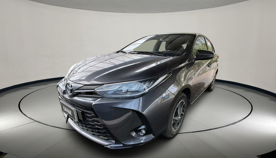 Toyota • Yaris