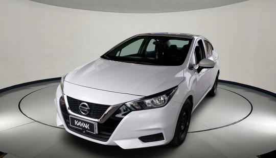 Nissan • Versa