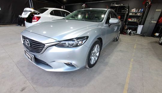 Mazda • Mazda 6