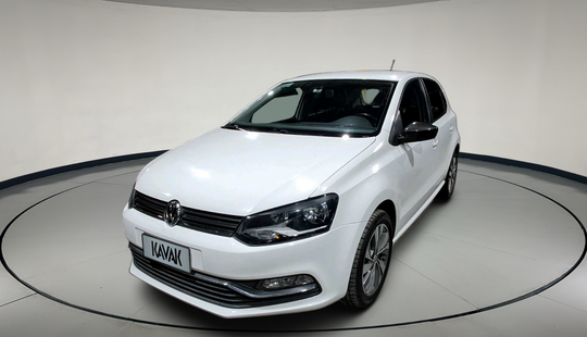 Volkswagen • Polo