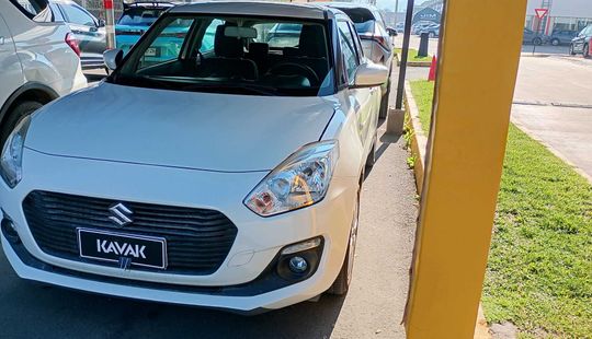 Suzuki • Swift