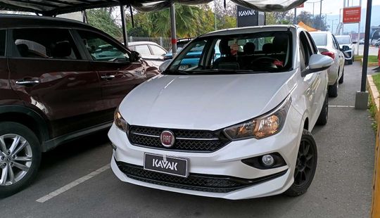 Fiat • Cronos