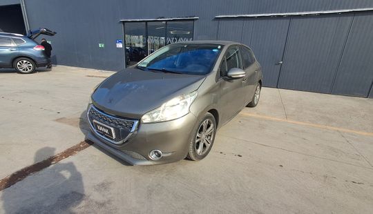 Peugeot • 208