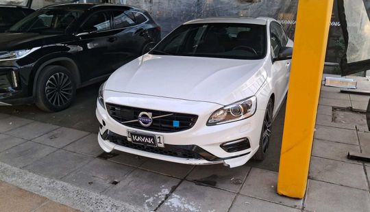Volvo • S60
