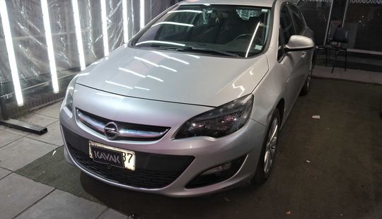 Opel • Astra