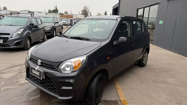 Suzuki • Alto