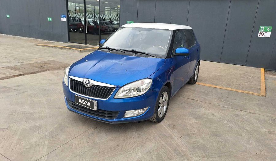 Skoda Fabia 1.6 AMBIENTE Hatchback 2014