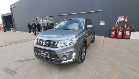 Suzuki • Vitara