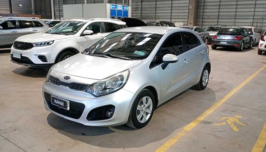 Kia • RIO 5