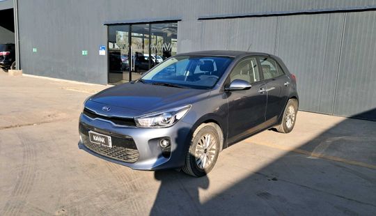 Kia • RIO 5