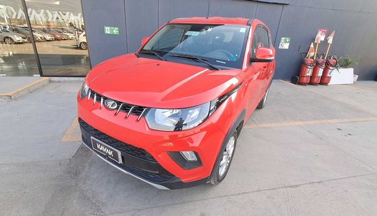 Mahindra • Kuv 100