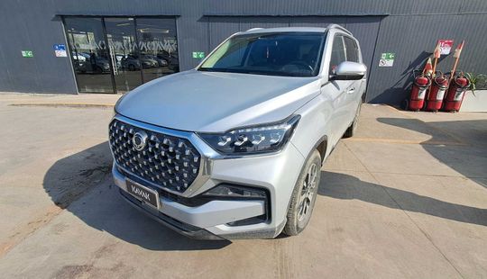Ssangyong • Rexton
