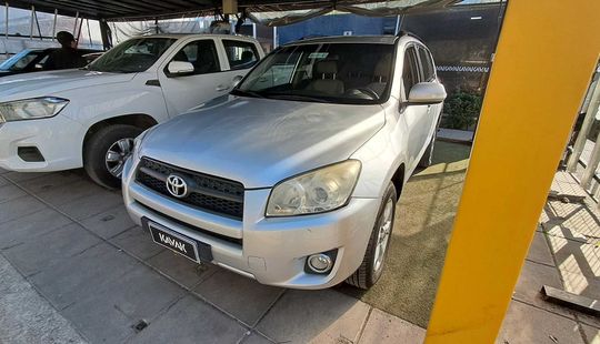 Toyota • RAV4