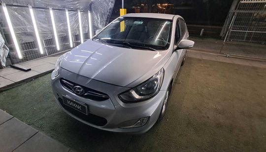 Hyundai • Accent