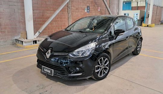 Renault • Clio