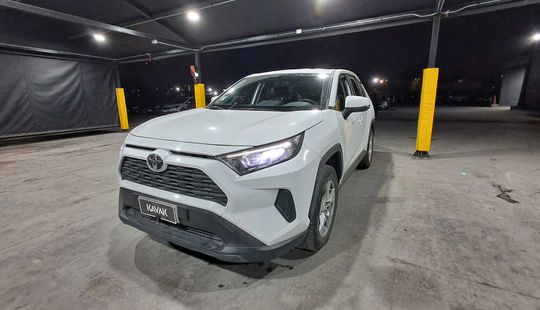 Toyota • RAV4