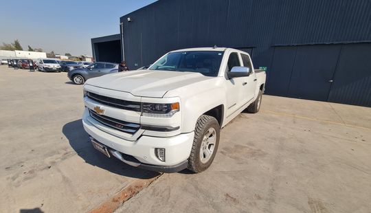 Chevrolet • Silverado