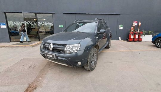 Renault • Duster