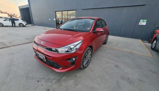Kia • RIO 5