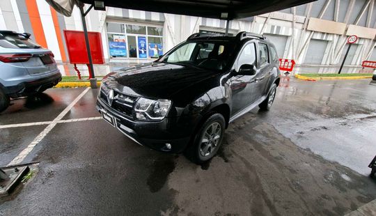 Renault • Duster