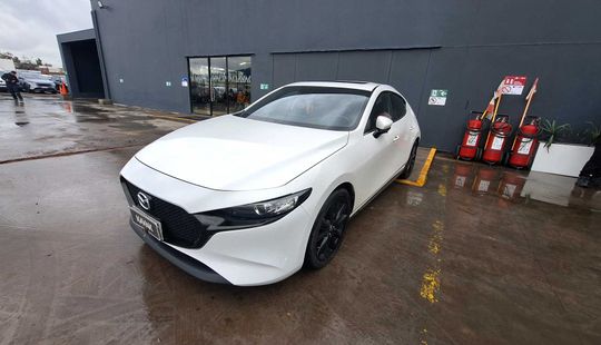 Mazda • Mazda 3