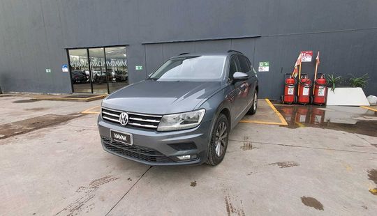 Volkswagen • Tiguan