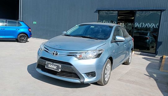 Toyota • Yaris