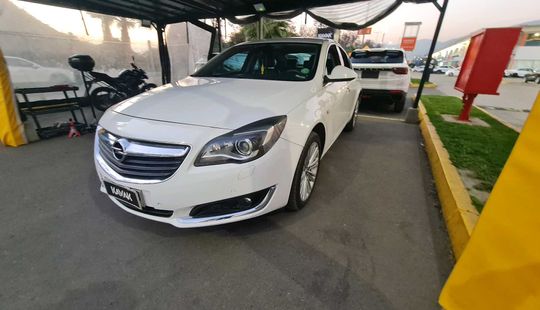 Opel • Insignia