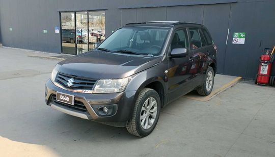 Suzuki • GrandNomade