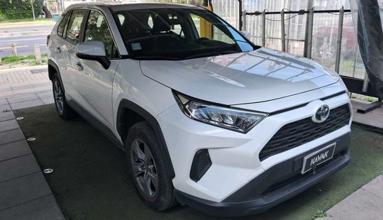 Toyota • RAV4