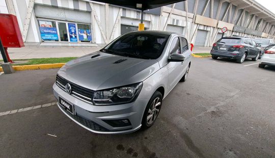Volkswagen • Gol