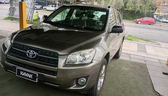 Toyota • RAV4