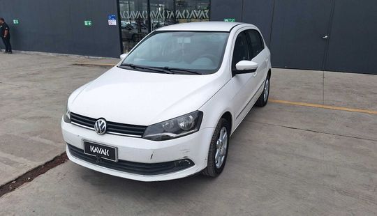Volkswagen • Gol