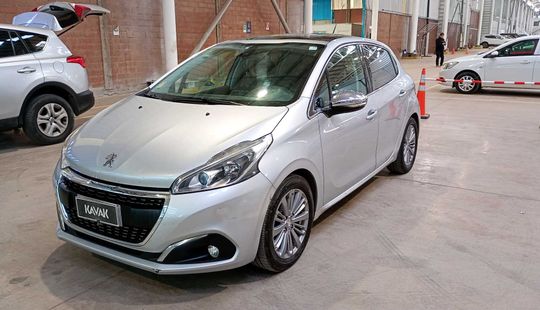 Peugeot • 208