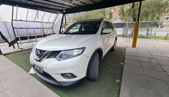 Nissan • X-Trail