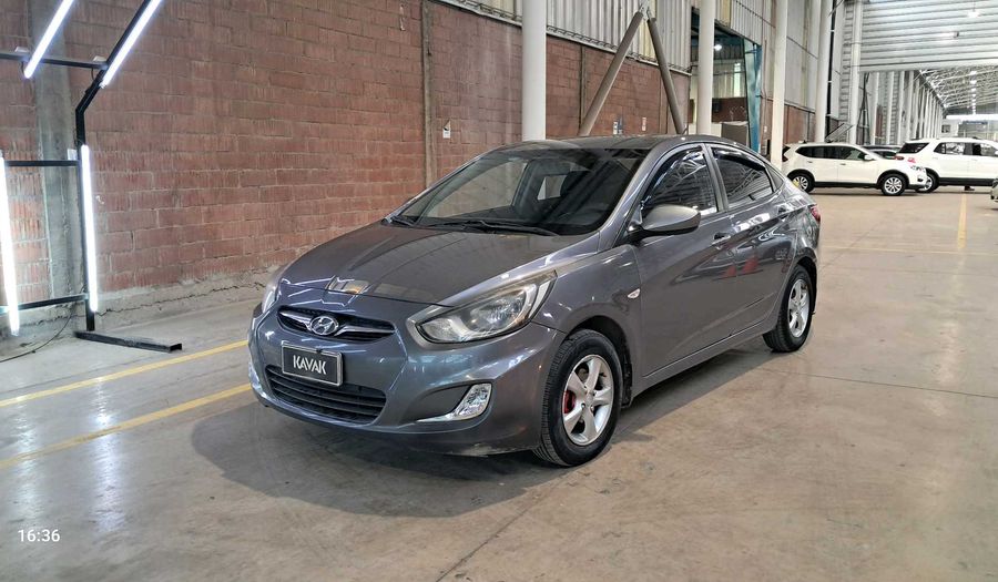 Hyundai Accent 1.4 RB GL AC Sedan 2014