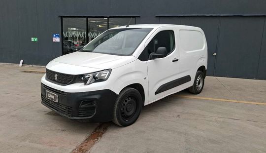 Peugeot • Partner