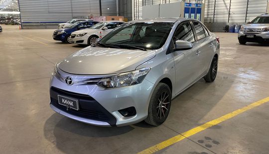 Toyota • Yaris