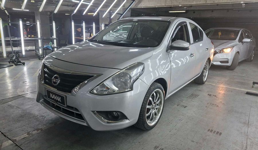 Nissan Versa 1.6 SENSE Sedan 2018
