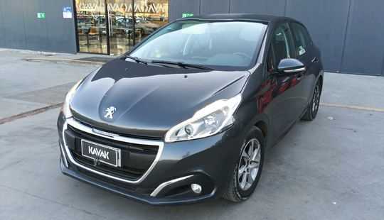 Peugeot • 208