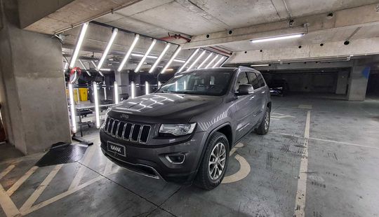 Jeep • Grand Cherokee
