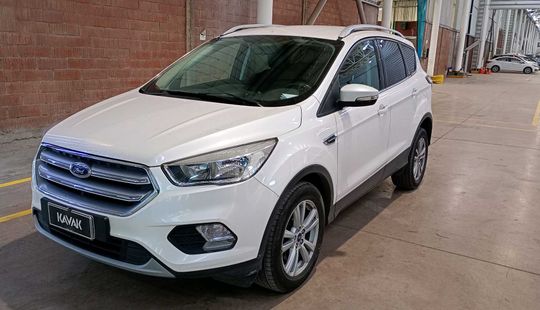 Ford • Escape