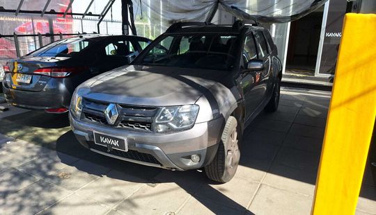Renault • Duster