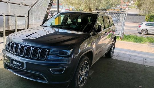 Jeep • Grand Cherokee