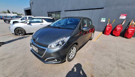 Peugeot • 208